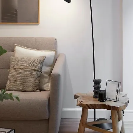 Apartment Mayor 1 By Feelfree *
